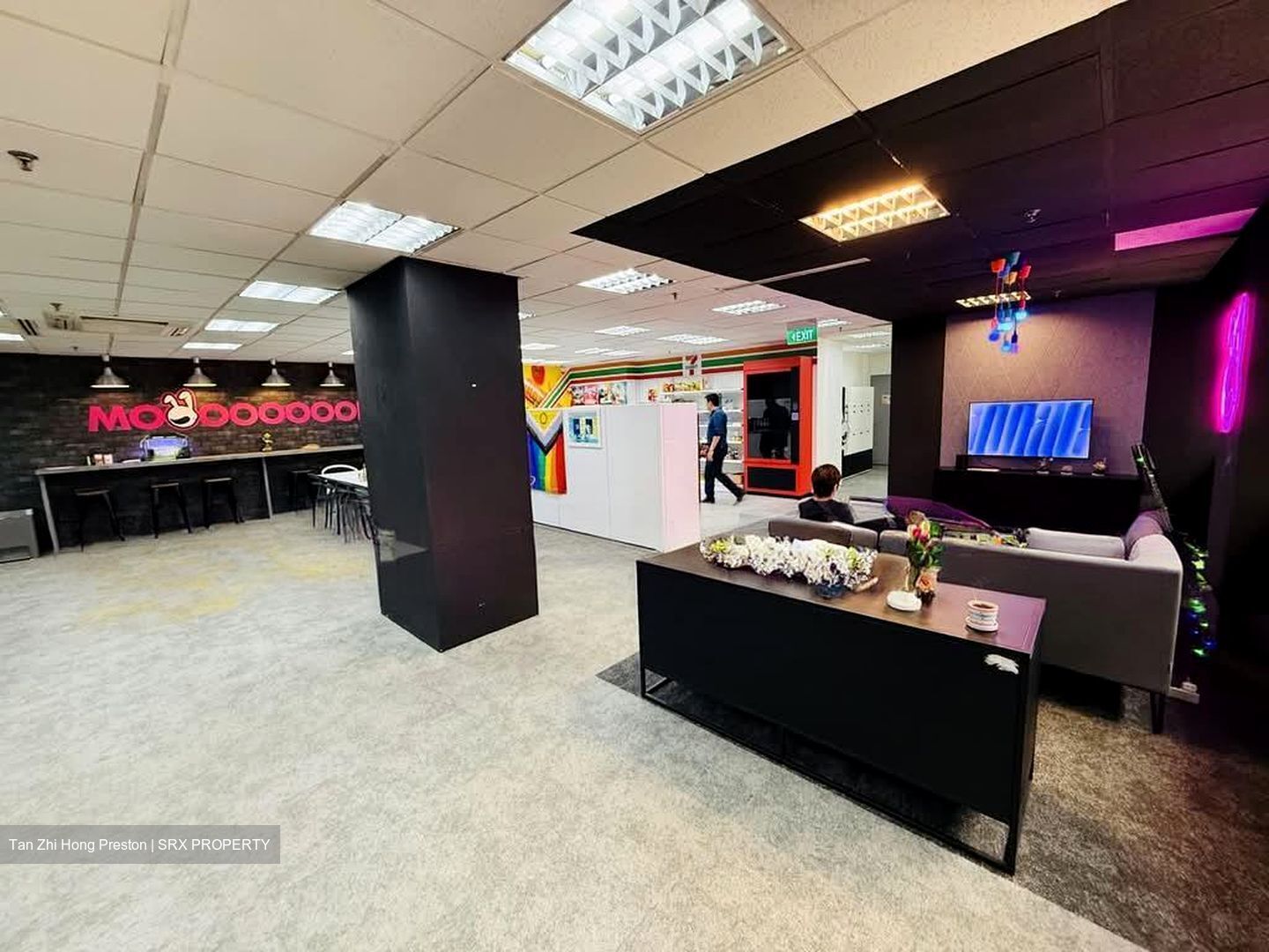 Cecil Court (D1), Office #556556981